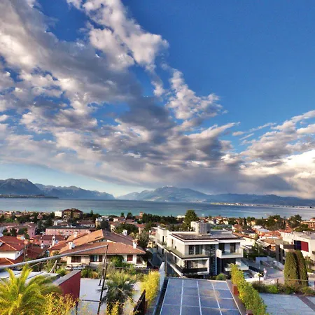 Great Lake View Penthouse Desenzano *