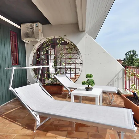 Great Lake View Penthouse Desenzano Apartment